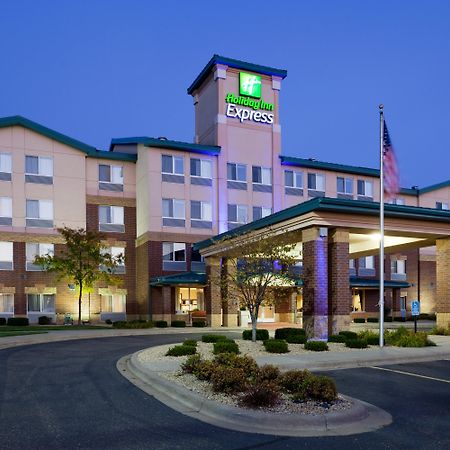 Holiday Inn Express Hotel & Suites-St. Paul By Ihg Vadnais Heights Eksteriør bilde