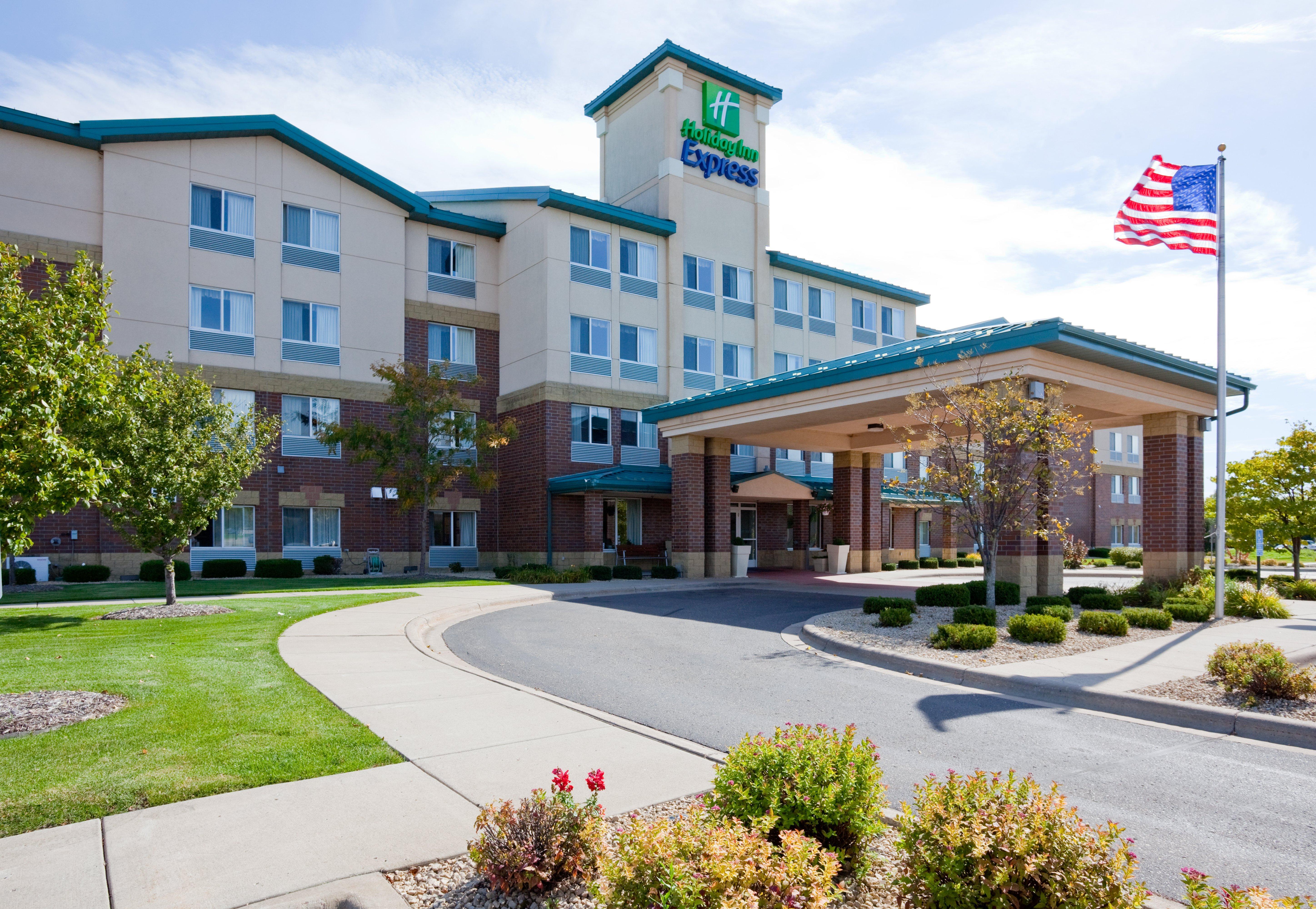 Holiday Inn Express Hotel & Suites-St. Paul By Ihg Vadnais Heights Eksteriør bilde
