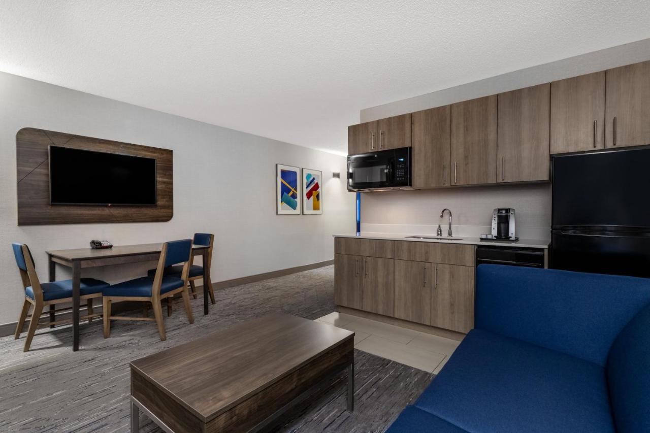 Holiday Inn Express Hotel & Suites-St. Paul By Ihg Vadnais Heights Eksteriør bilde