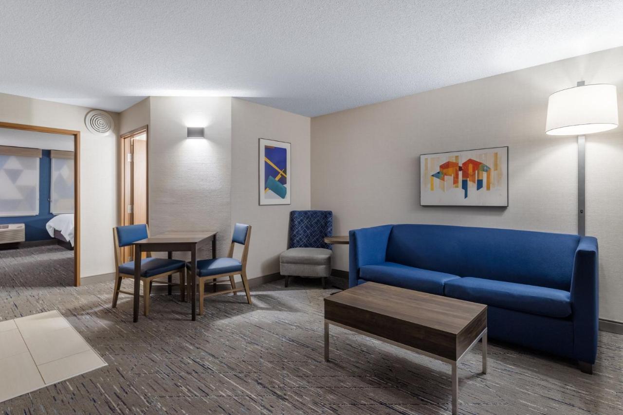 Holiday Inn Express Hotel & Suites-St. Paul By Ihg Vadnais Heights Eksteriør bilde