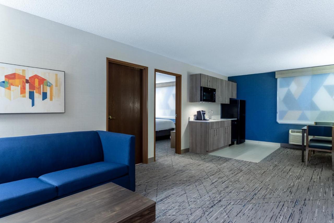 Holiday Inn Express Hotel & Suites-St. Paul By Ihg Vadnais Heights Eksteriør bilde