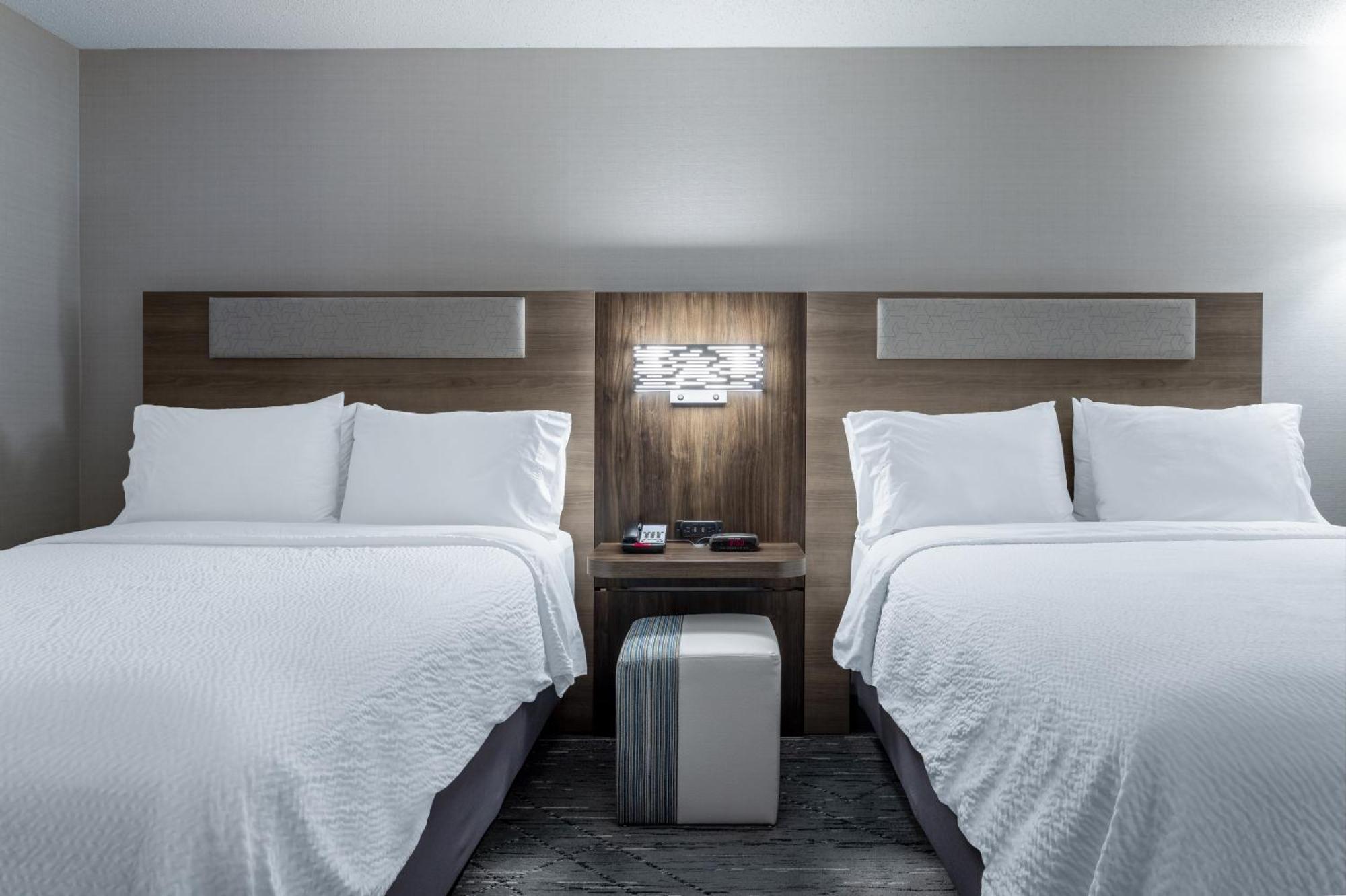 Holiday Inn Express Hotel & Suites-St. Paul By Ihg Vadnais Heights Eksteriør bilde